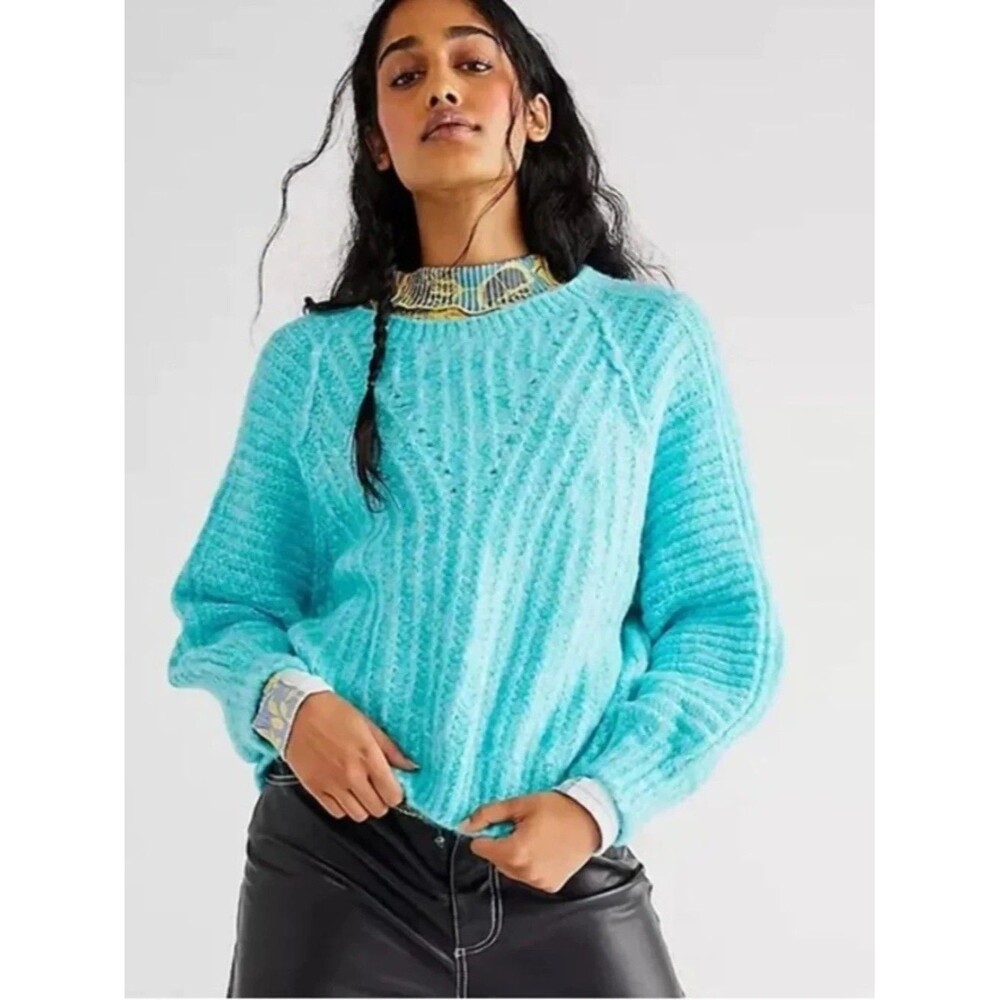 NWT Free People Carter Pullover Sweater Aqua Fur Women Sz S MSRP $98 OB1368378